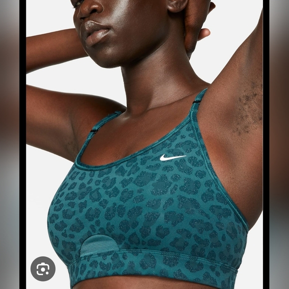 Nike Dri-Fit Turquoise Leopard Leggings Sports Bra Set - Picture 2 of 7
